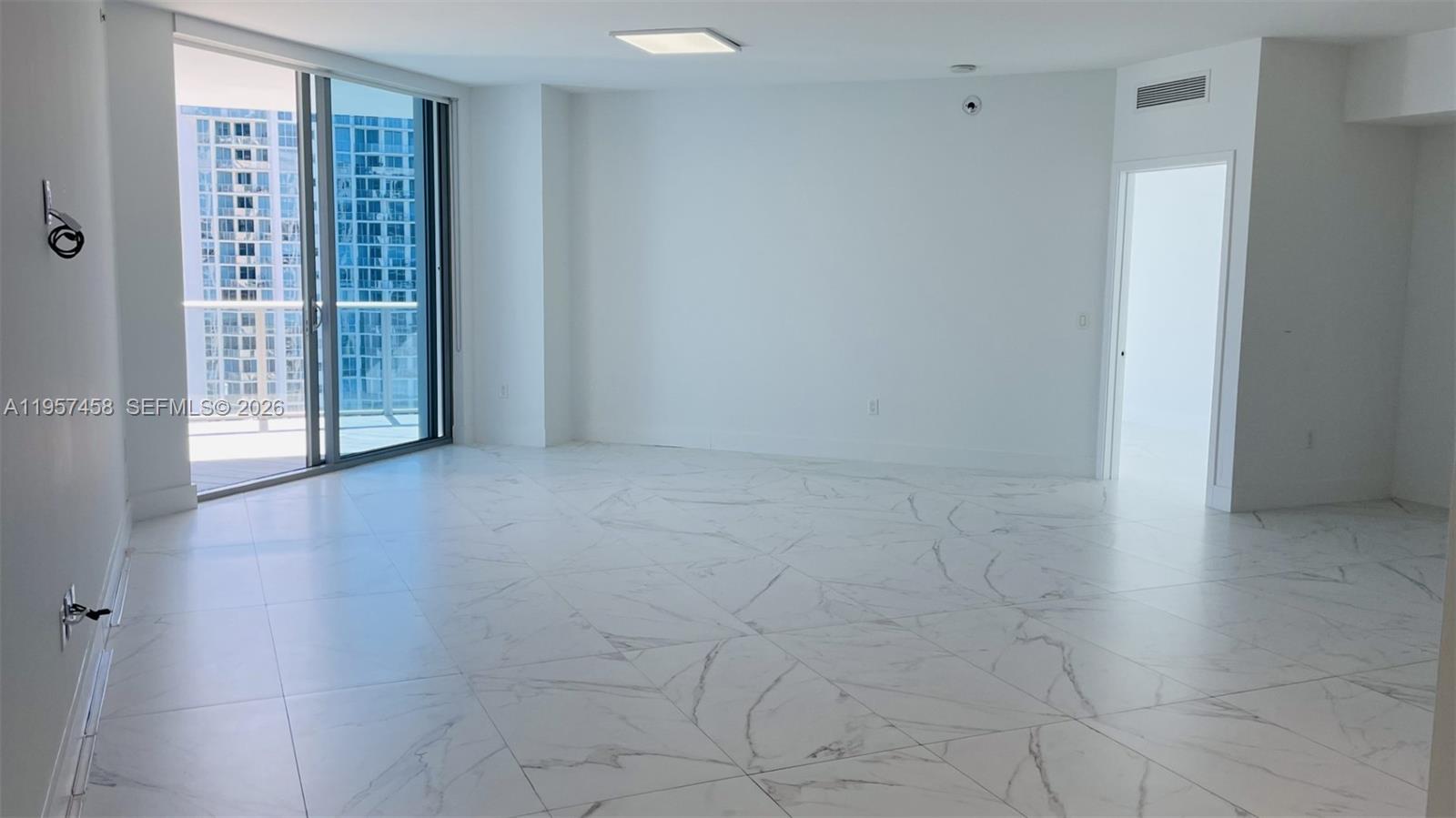 17301 Biscayne Blvd #1907, North Miami Beach FL 33160