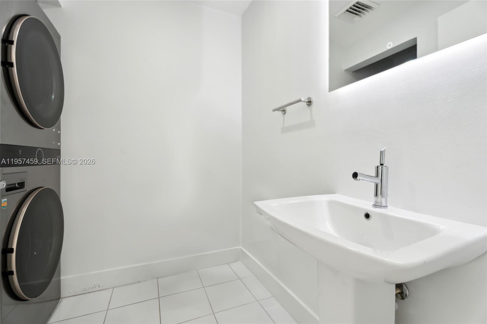 3470 E Coast Ave #H1008, Miami FL 33137