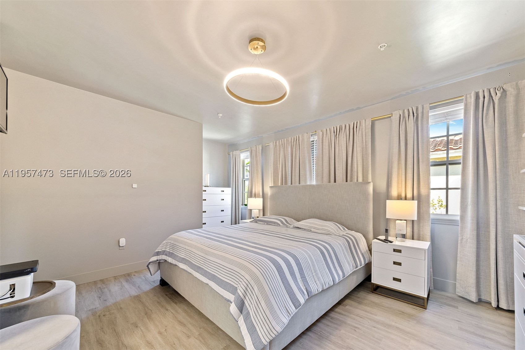 2067 S Ocean Dr #TH5, Hallandale Beach FL 33009