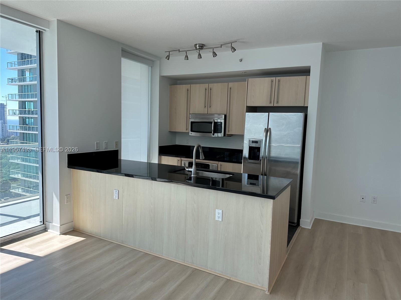 1111 SW 1st Ave #3519-N, Miami FL 33130
