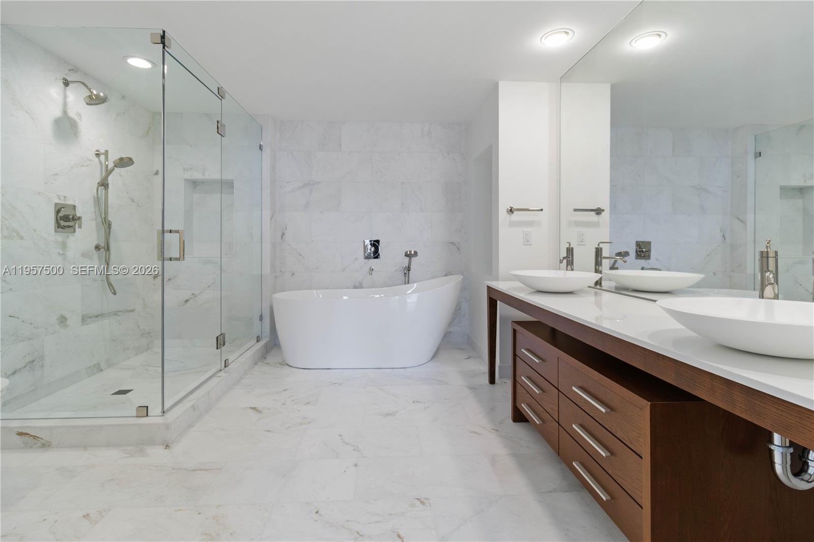 495 Brickell Ave #2303, Miami FL 33131