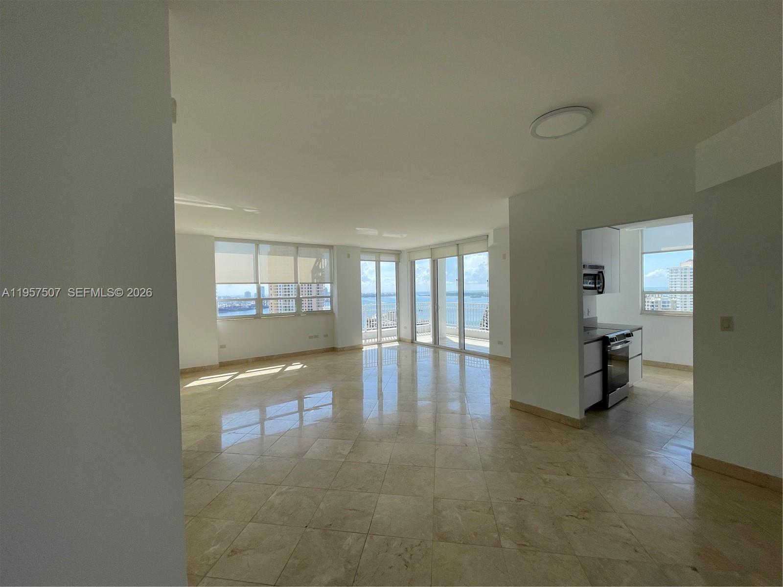 801 Brickell Key Blvd #2511, Miami FL 33131