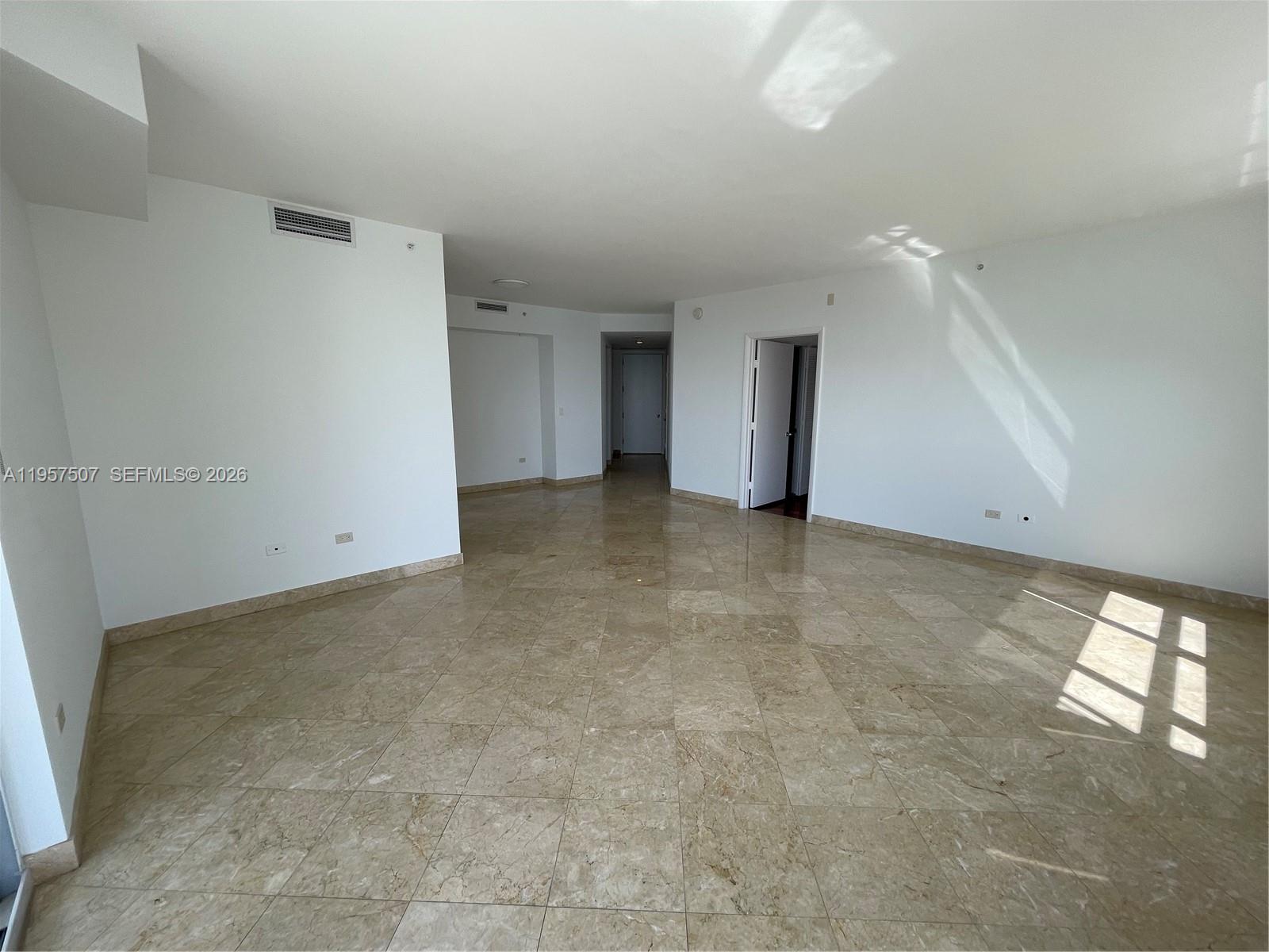 801 Brickell Key Blvd #2511, Miami FL 33131