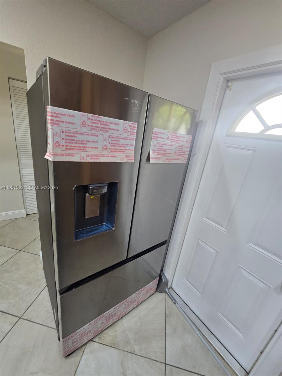 5151 W Oakland Park Blvd #303, Lauderdale Lakes FL 33313