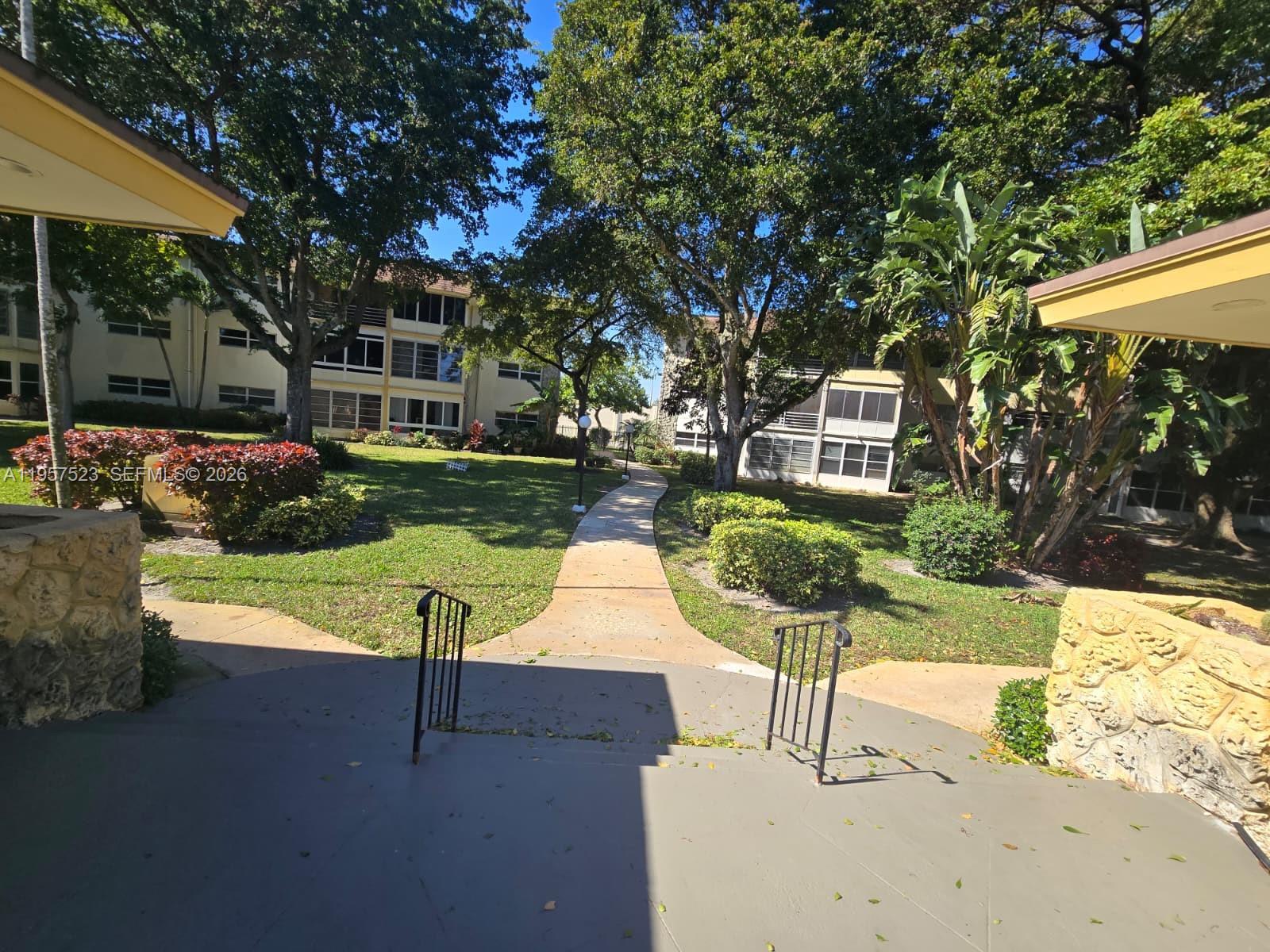 5151 W Oakland Park Blvd #303, Lauderdale Lakes FL 33313
