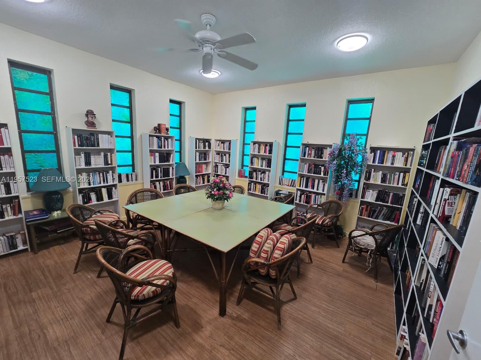 5151 W Oakland Park Blvd #303, Lauderdale Lakes FL 33313