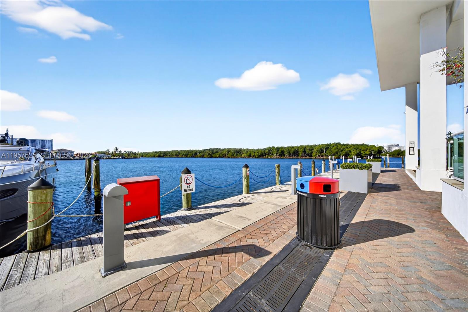 400 Sunny Isles Blvd #102, Sunny Isles Beach FL 33160