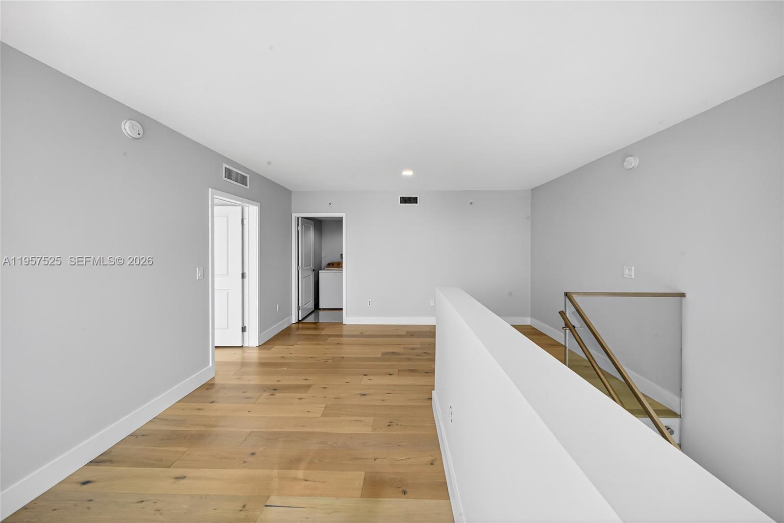 400 Sunny Isles Blvd #102, Sunny Isles Beach FL 33160