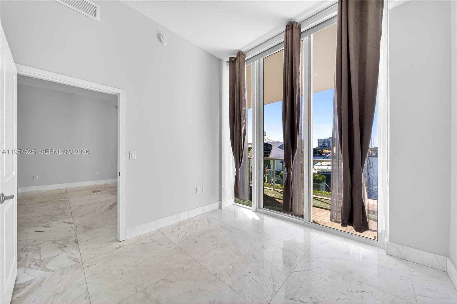 400 Sunny Isles Blvd #102, Sunny Isles Beach FL 33160
