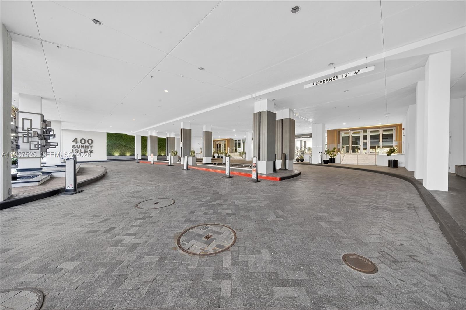 400 Sunny Isles Blvd #102, Sunny Isles Beach FL 33160
