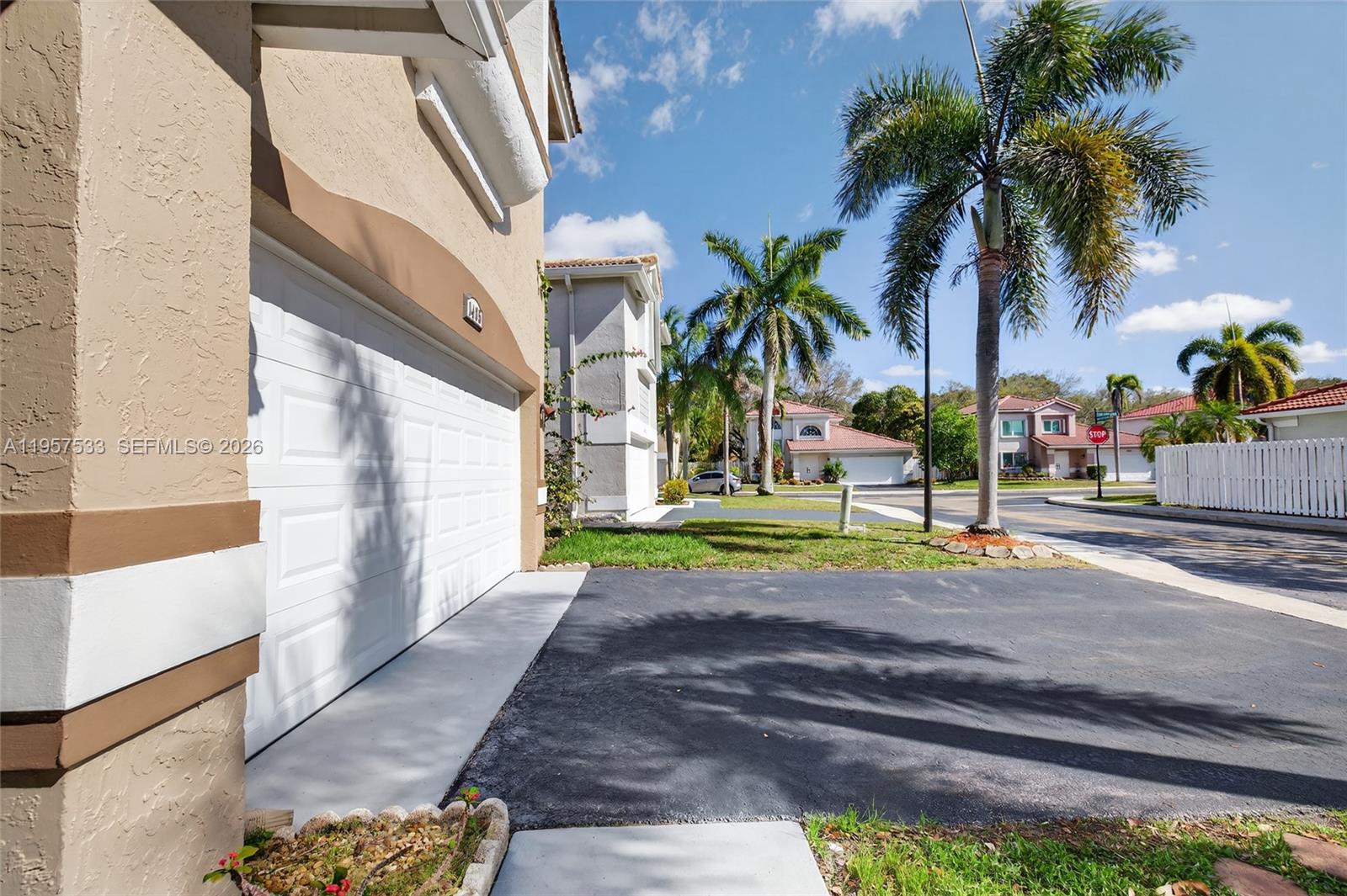 1485 NW 129th Ter, Sunrise FL 33323