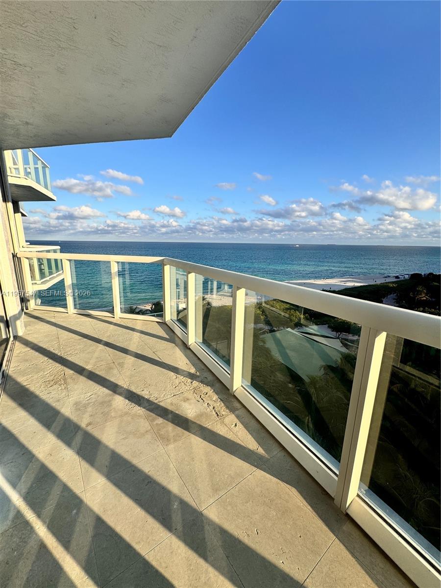 6515 Collins Ave #905, Miami Beach FL 33141