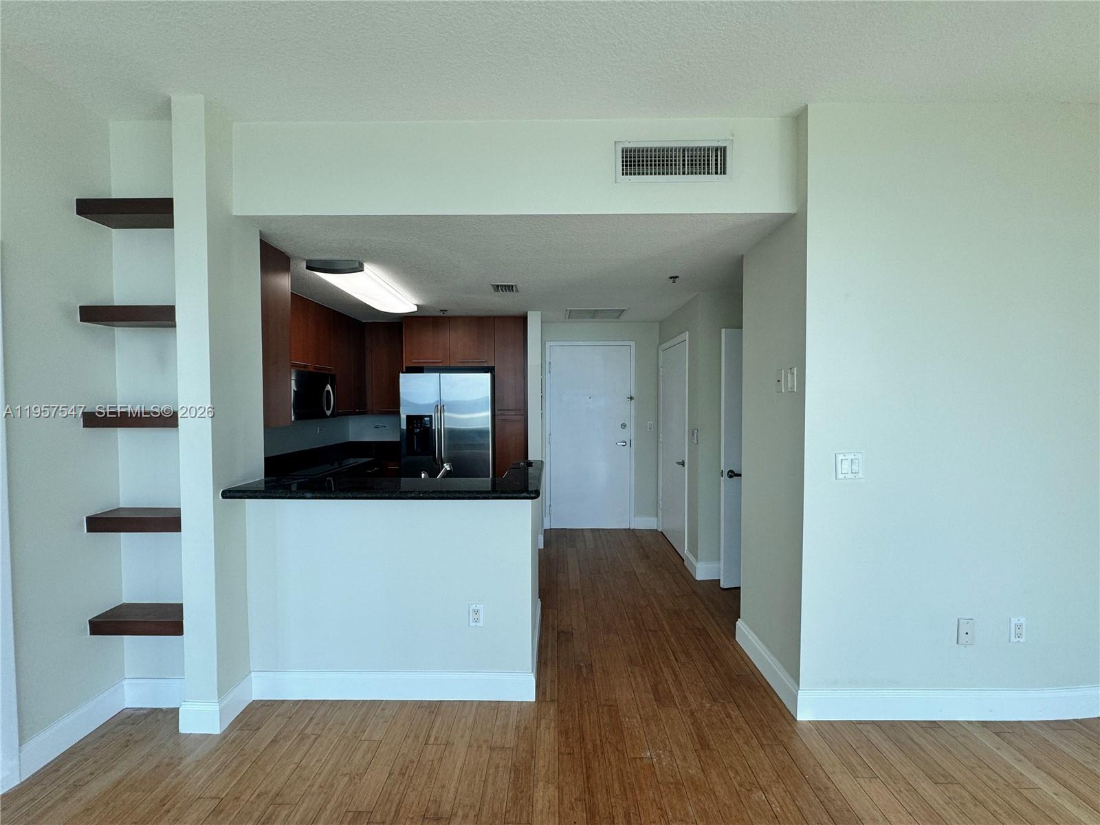 6515 Collins Ave #905, Miami Beach FL 33141