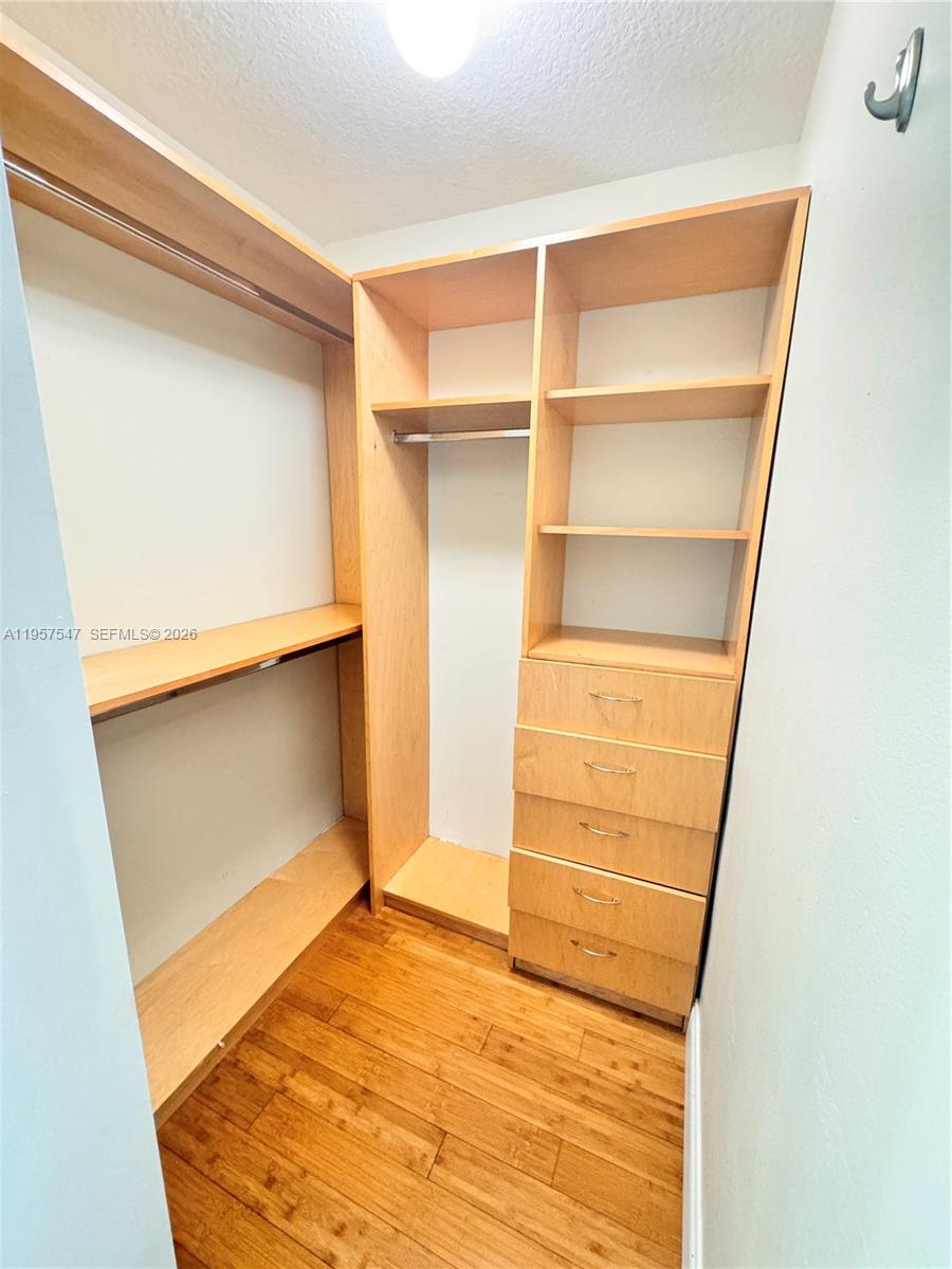 6515 Collins Ave #905, Miami Beach FL 33141