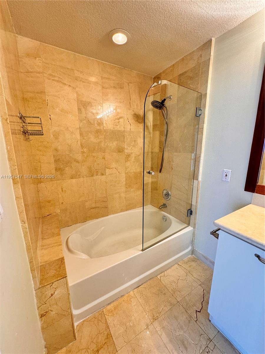 6515 Collins Ave #905, Miami Beach FL 33141
