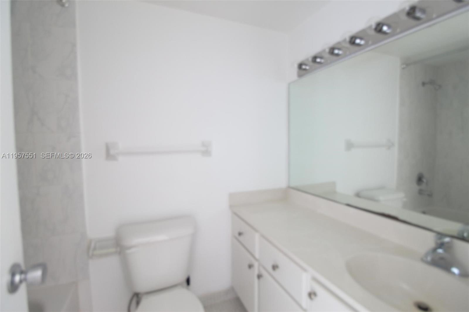 1000 West Ave #906, Miami Beach FL 33139