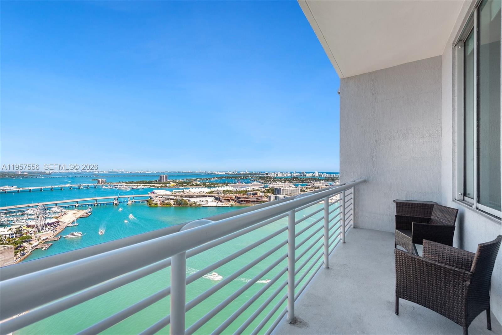 335 S Biscayne Blvd #UPH-10, Miami FL 33131