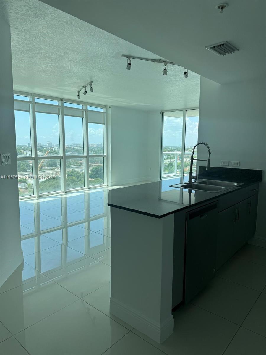 1871 NW S River Dr #1503, Miami FL 33125