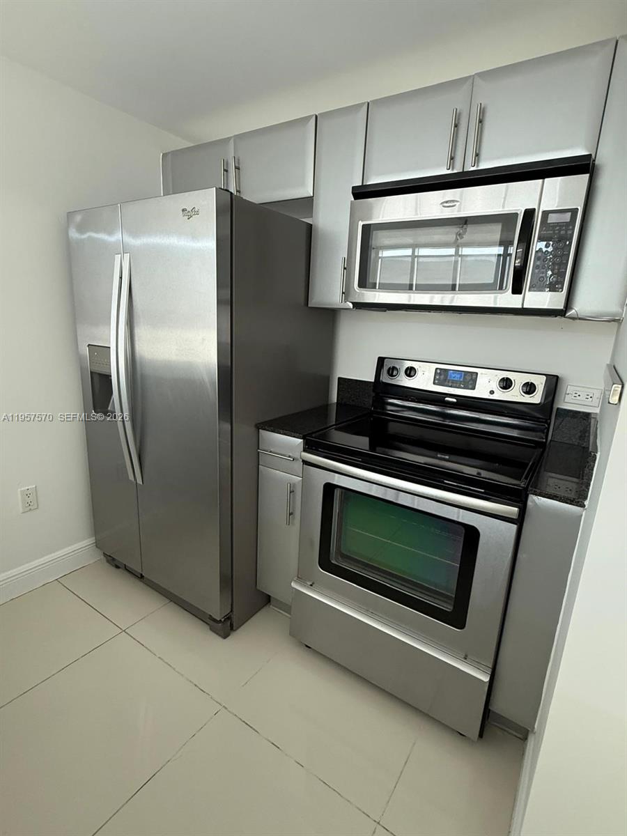 1871 NW S River Dr #1503, Miami FL 33125