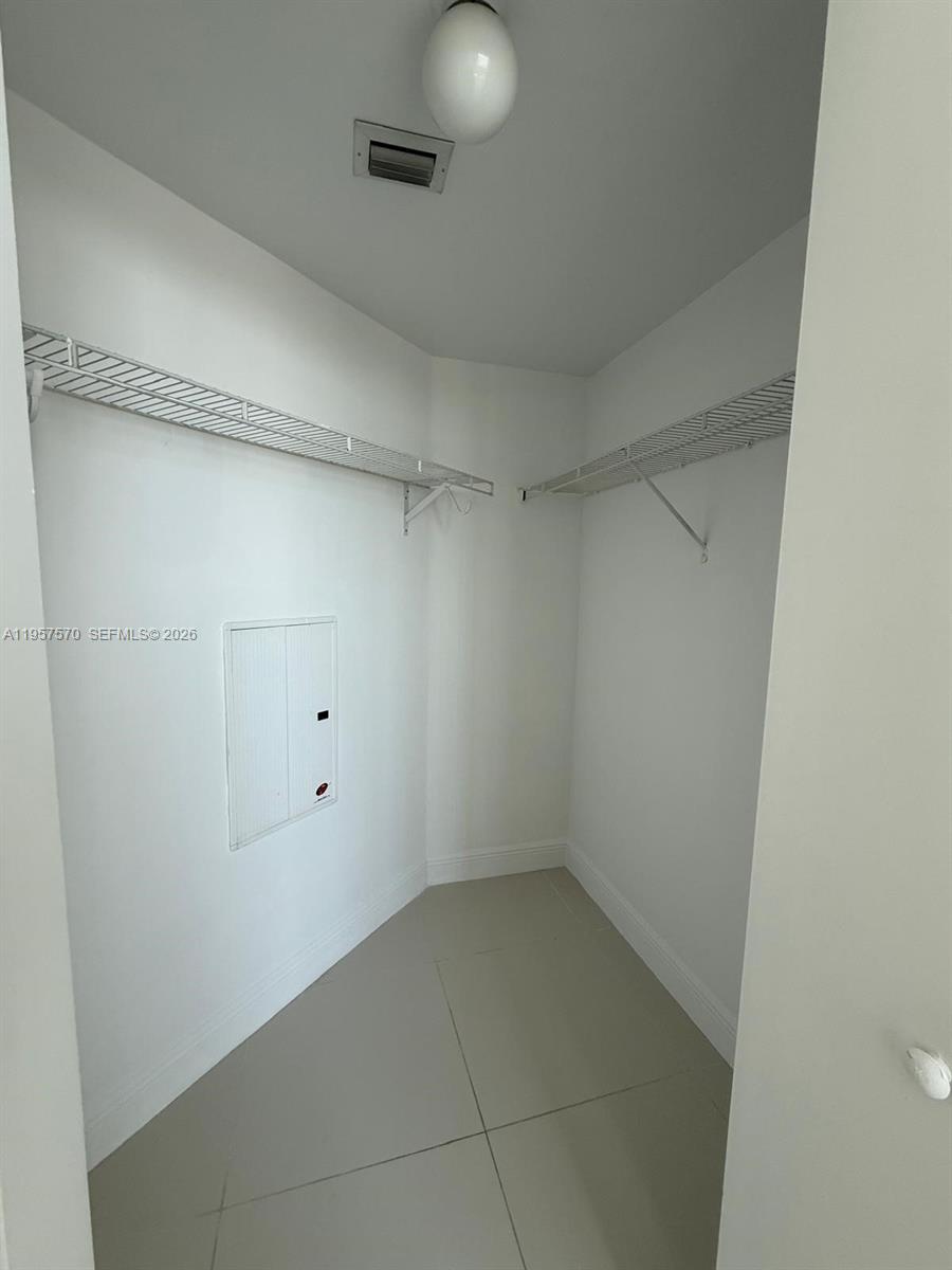 1871 NW S River Dr #1503, Miami FL 33125