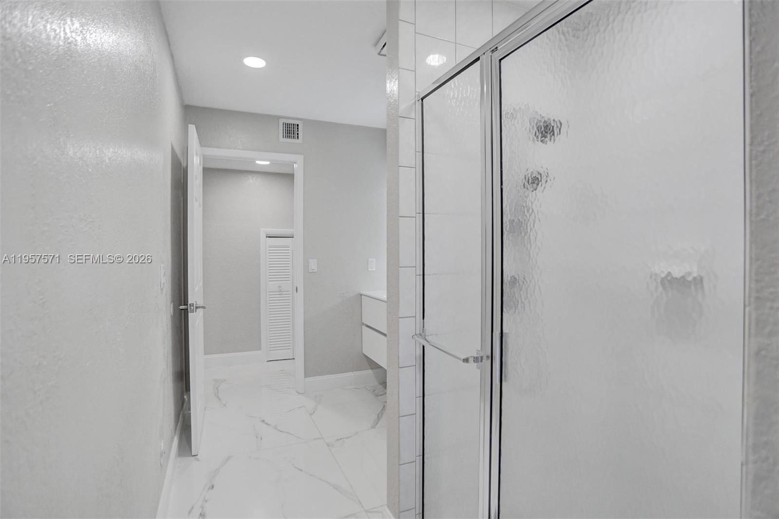 466 NE 8th Ave, Deerfield Beach FL 33441