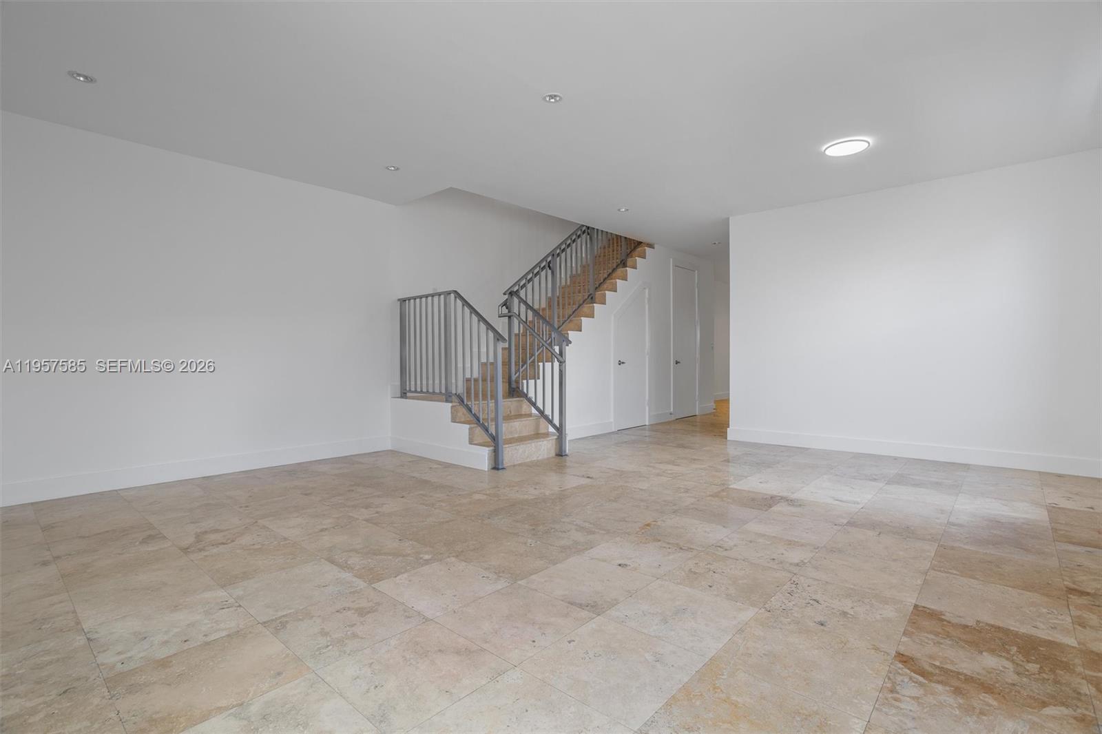 2784 SW 34th Ave, Miami FL 33133