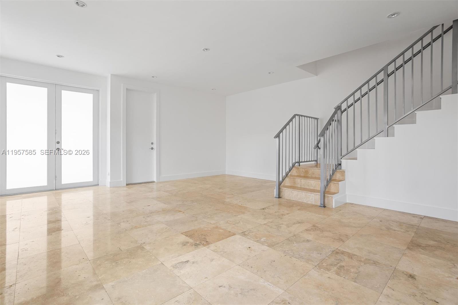2784 SW 34th Ave, Miami FL 33133