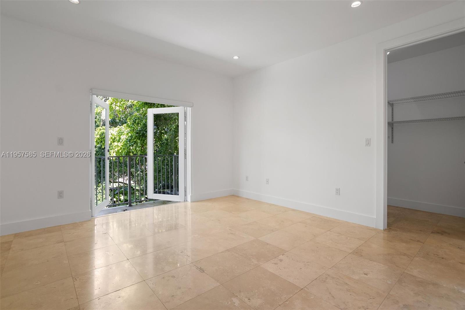 2784 SW 34th Ave, Miami FL 33133
