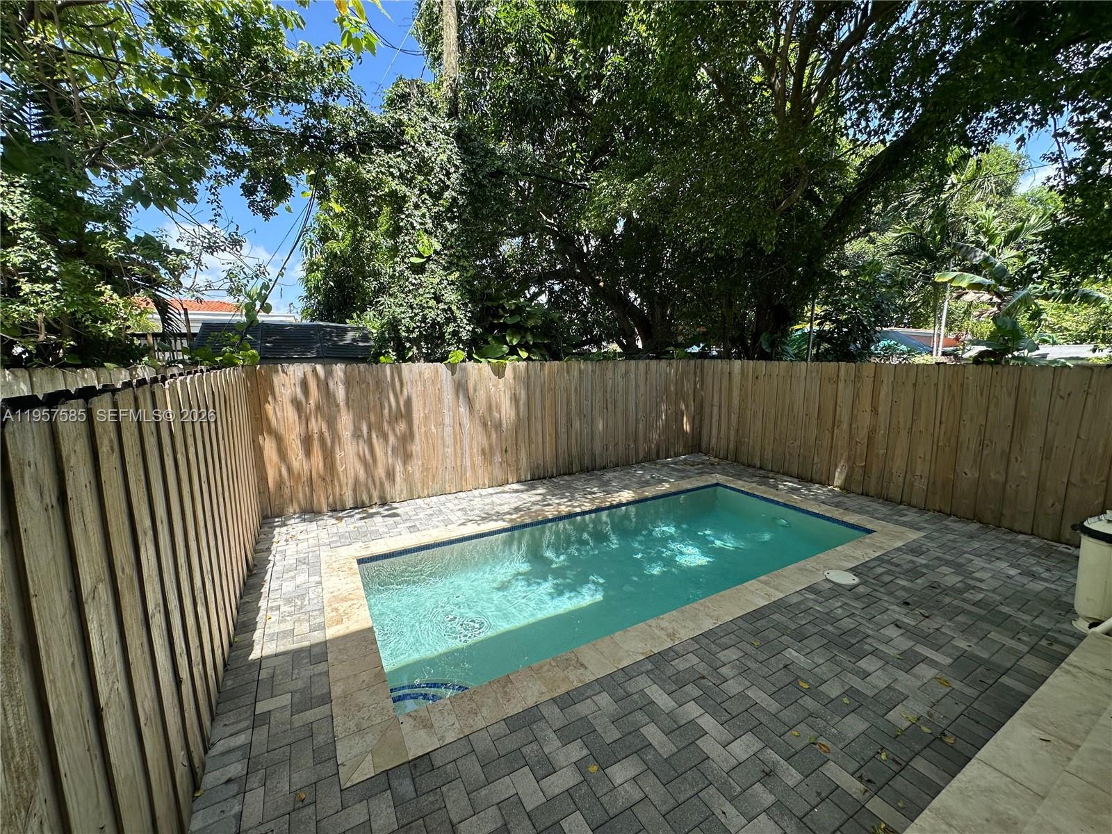 2784 SW 34th Ave, Miami FL 33133
