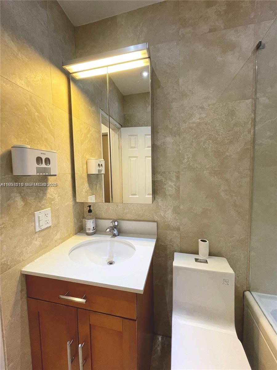 7312 Gary Ave #7312, Miami Beach FL 33141