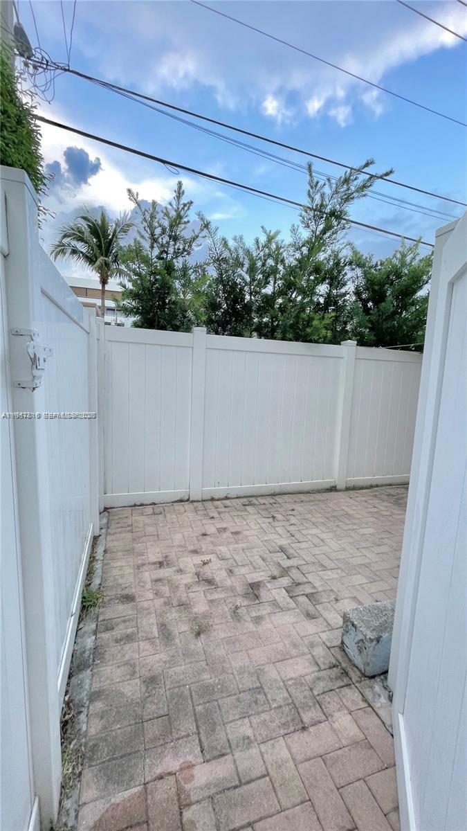 7312 Gary Ave #7312, Miami Beach FL 33141