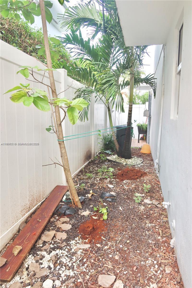 7312 Gary Ave #7312, Miami Beach FL 33141