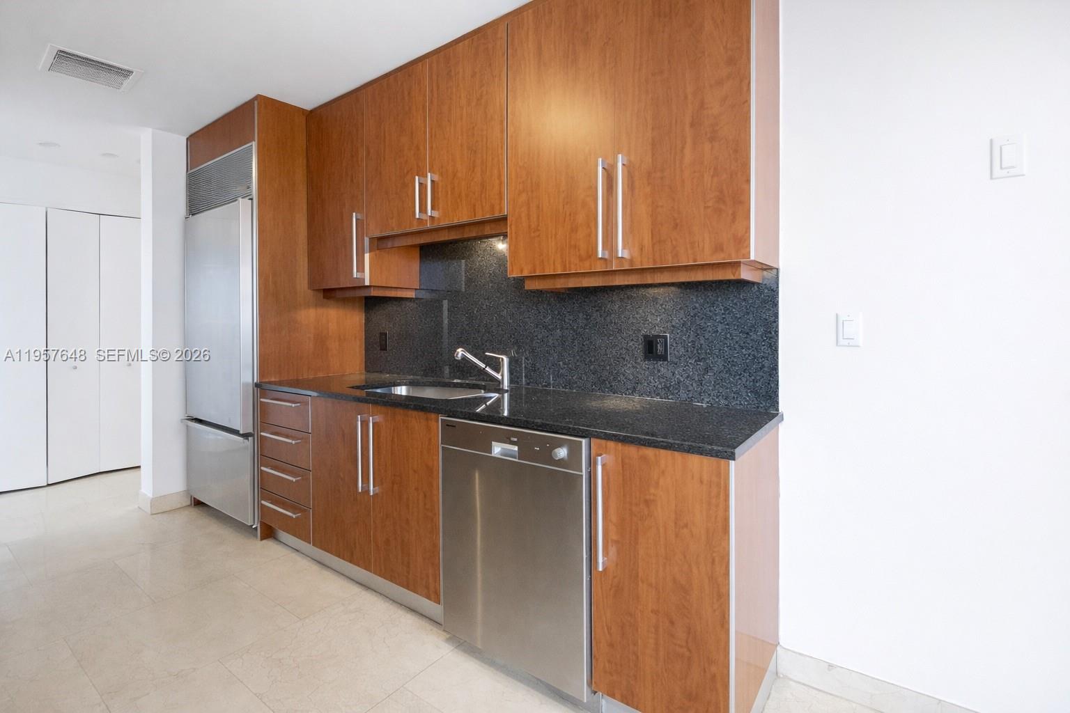 901 Brickell Key Blvd #1603, Miami FL 33131
