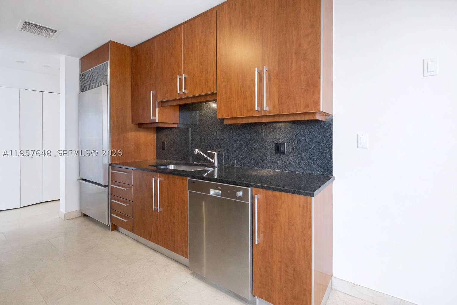 901 Brickell Key Blvd #1603, Miami FL 33131
