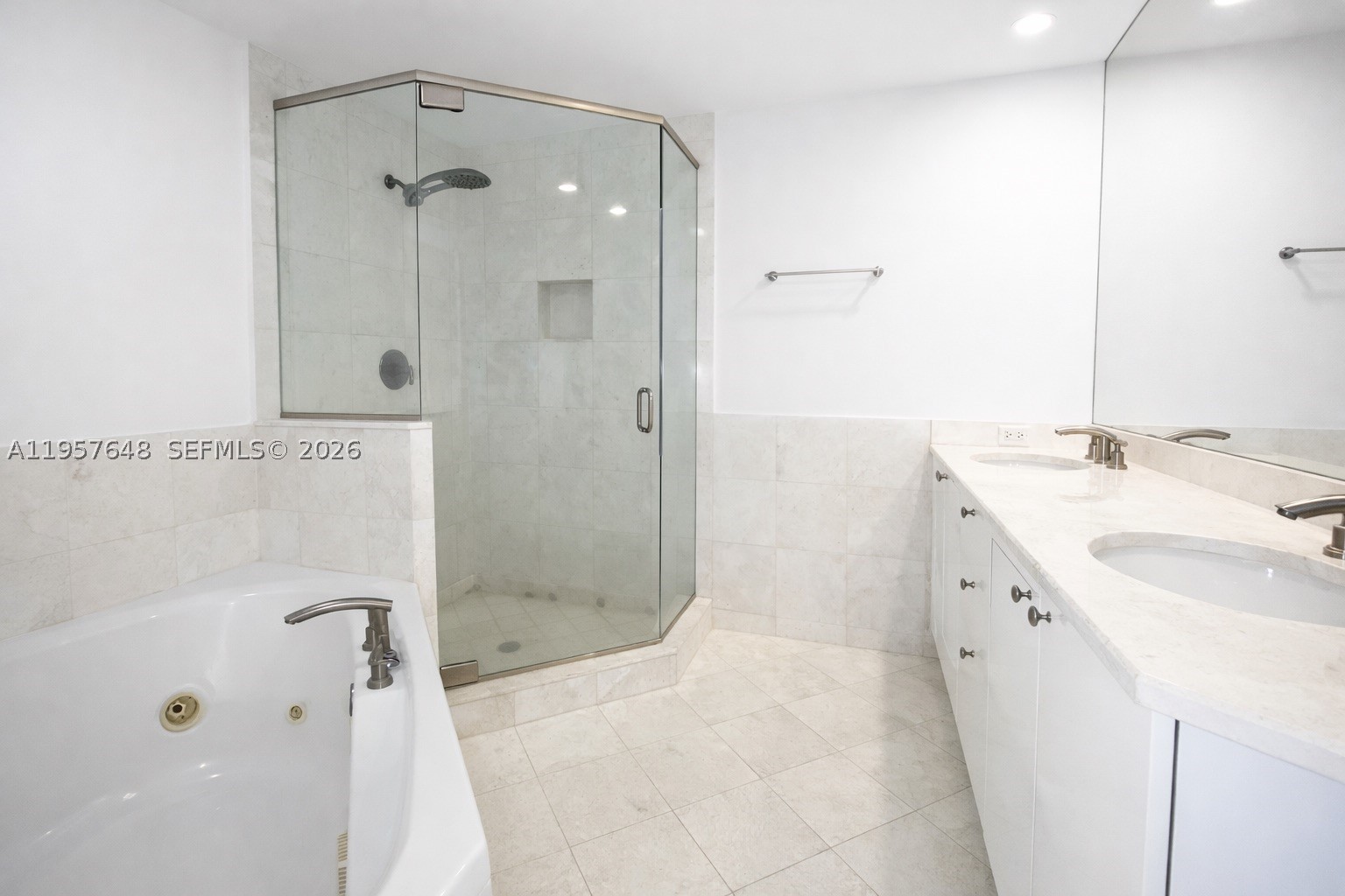 901 Brickell Key Blvd #1603, Miami FL 33131