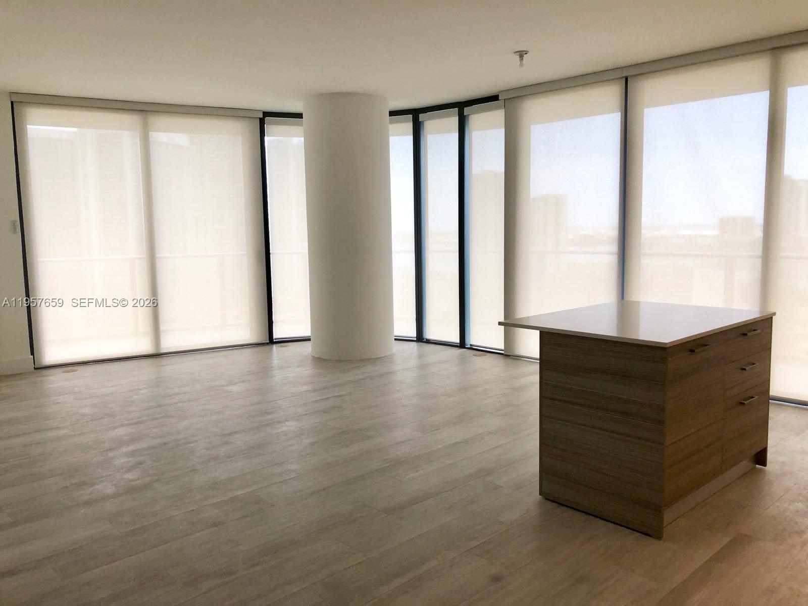 121 NE 34th St #2704, Miami FL 33137