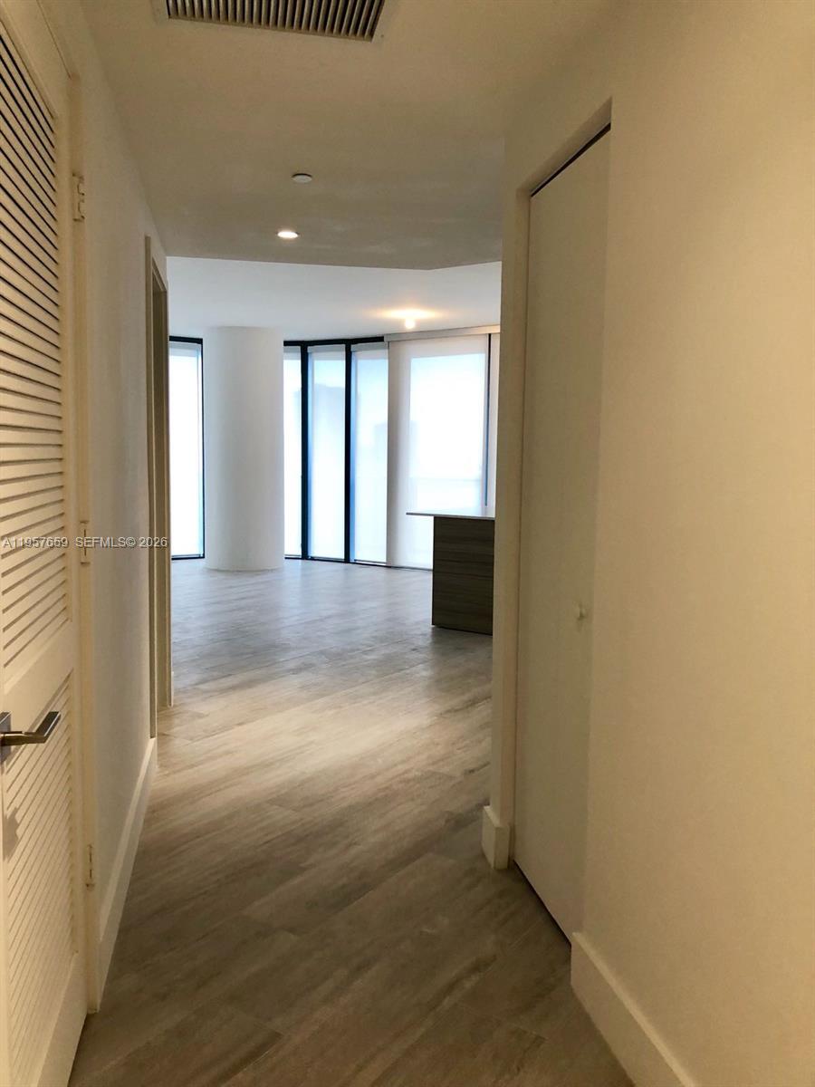 121 NE 34th St #2704, Miami FL 33137
