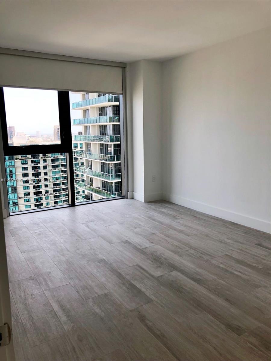 121 NE 34th St #2704, Miami FL 33137