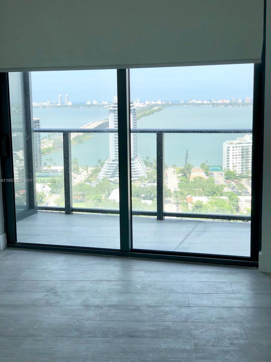 121 NE 34th St #2704, Miami FL 33137