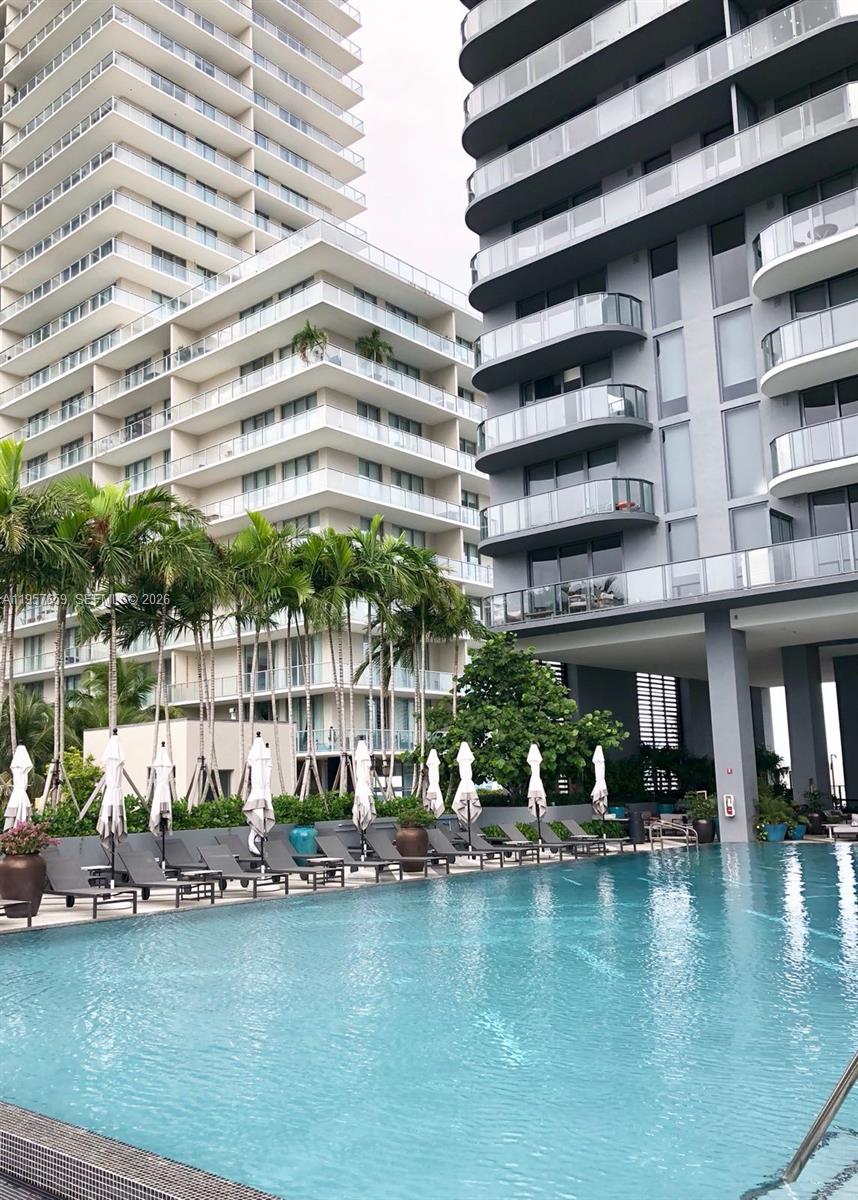 121 NE 34th St #2704, Miami FL 33137