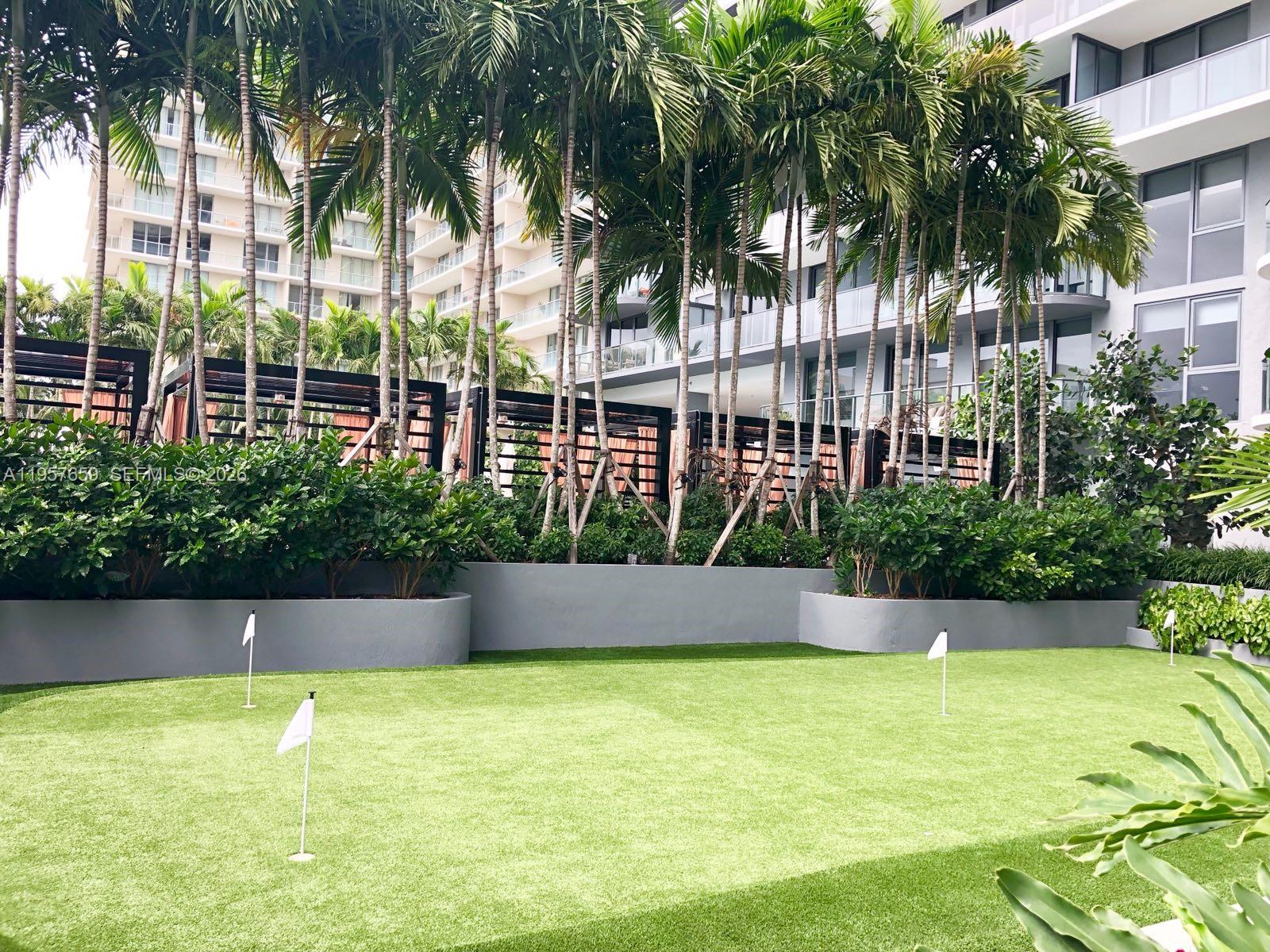 121 NE 34th St #2704, Miami FL 33137