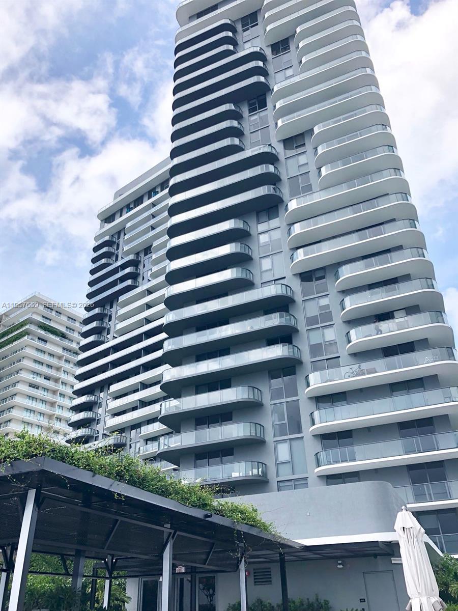 121 NE 34th St #2704, Miami FL 33137