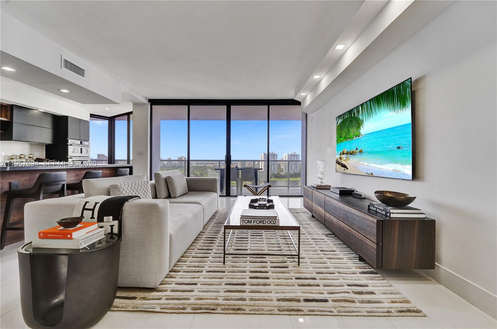 20281 E Country Club Dr #1503, Aventura FL 33180