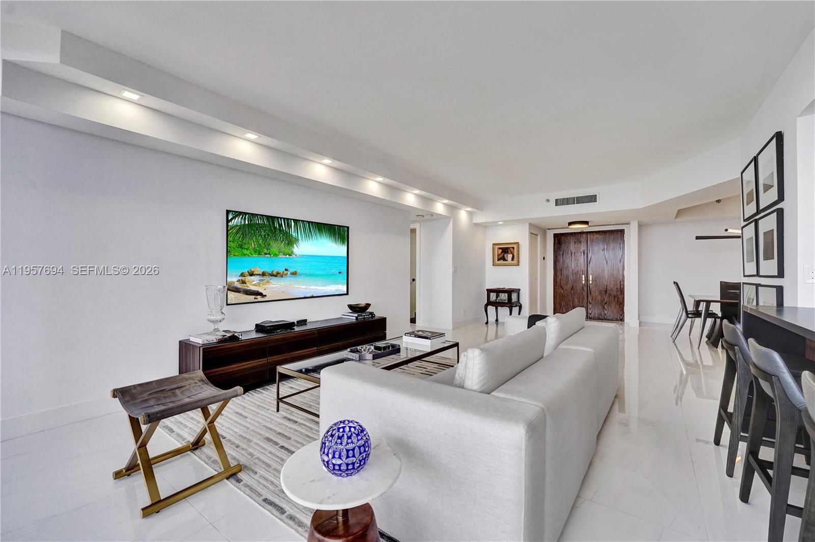 20281 E Country Club Dr #1503, Aventura FL 33180
