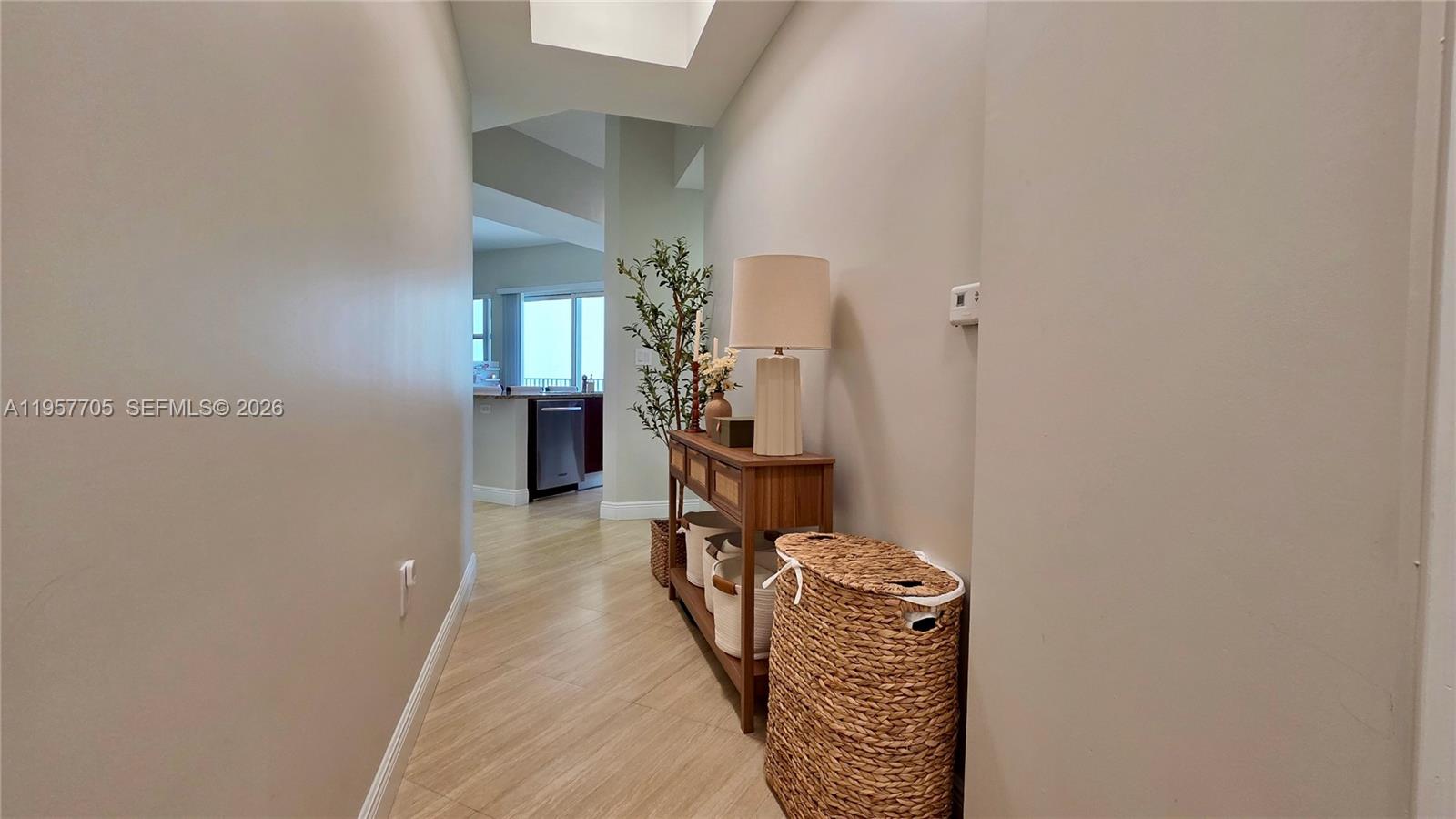 20000 E Country Club Dr #402, Aventura FL 33180