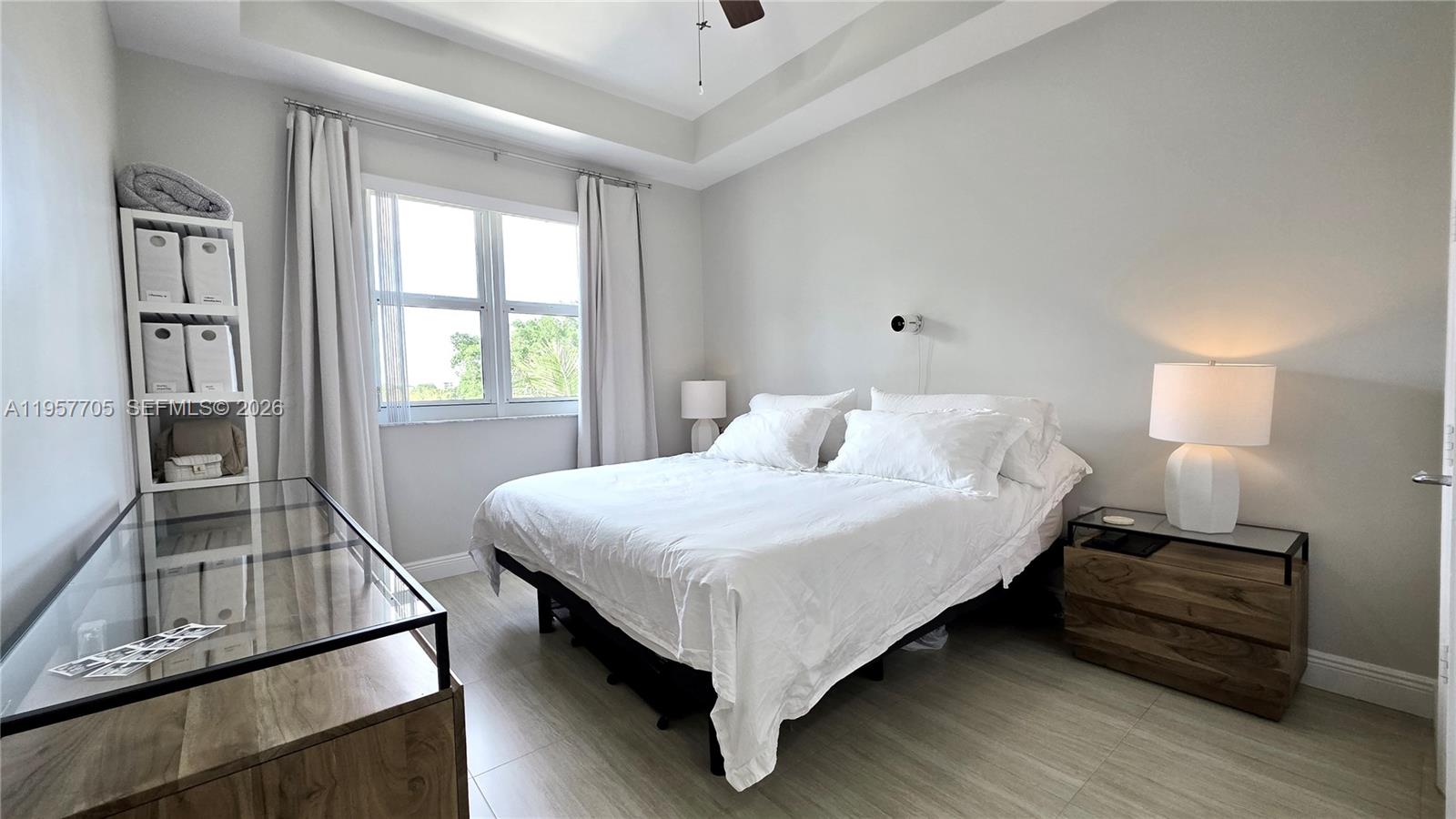 20000 E Country Club Dr #402, Aventura FL 33180
