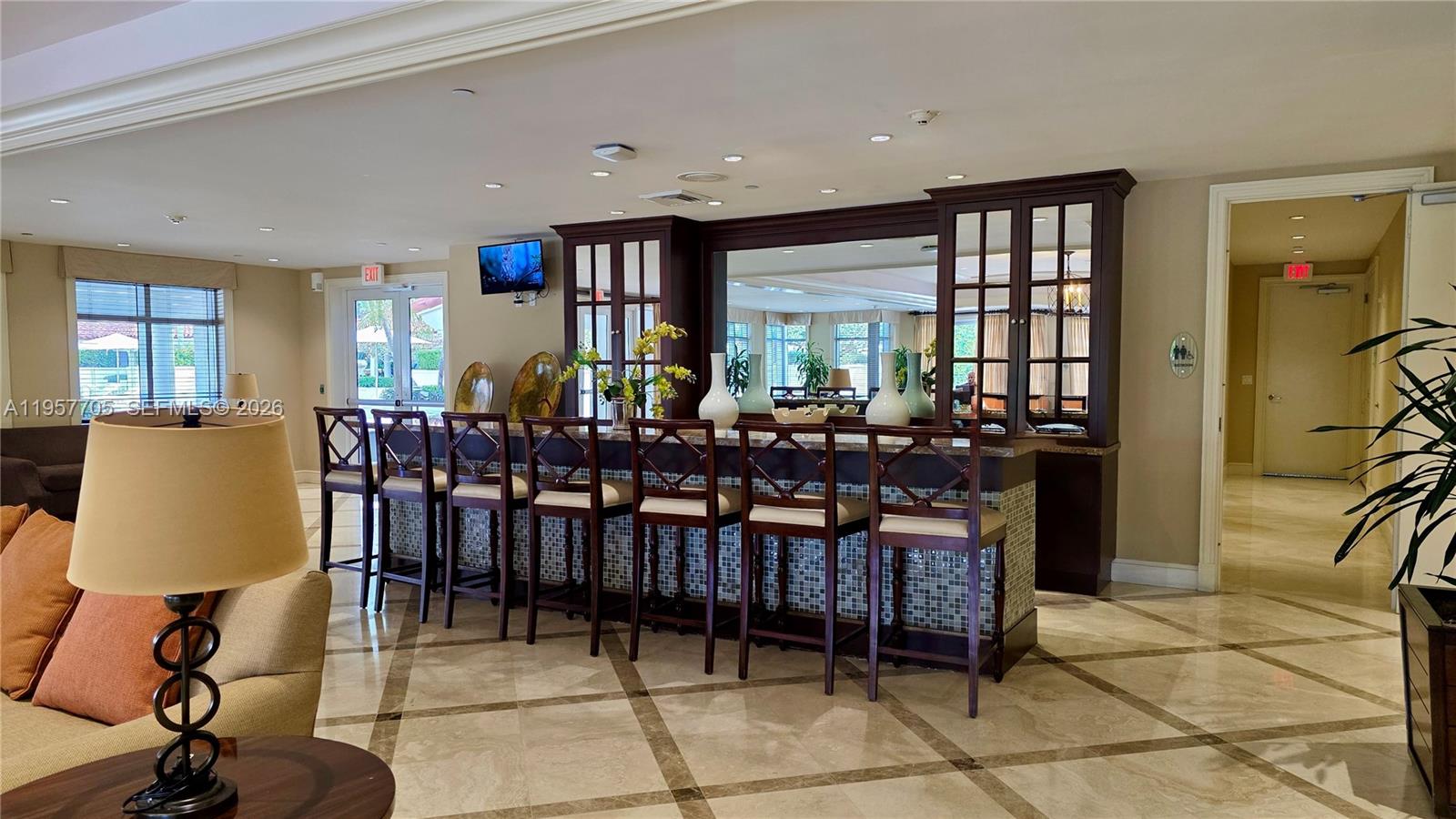 20000 E Country Club Dr #402, Aventura FL 33180