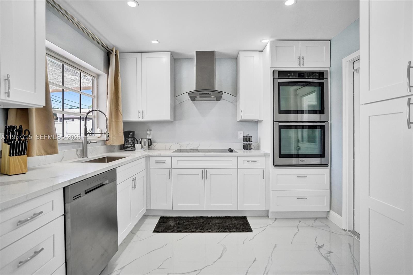 477 SE 17th Ter, Deerfield Beach FL 33441