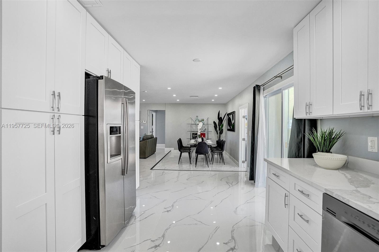 477 SE 17th Ter, Deerfield Beach FL 33441
