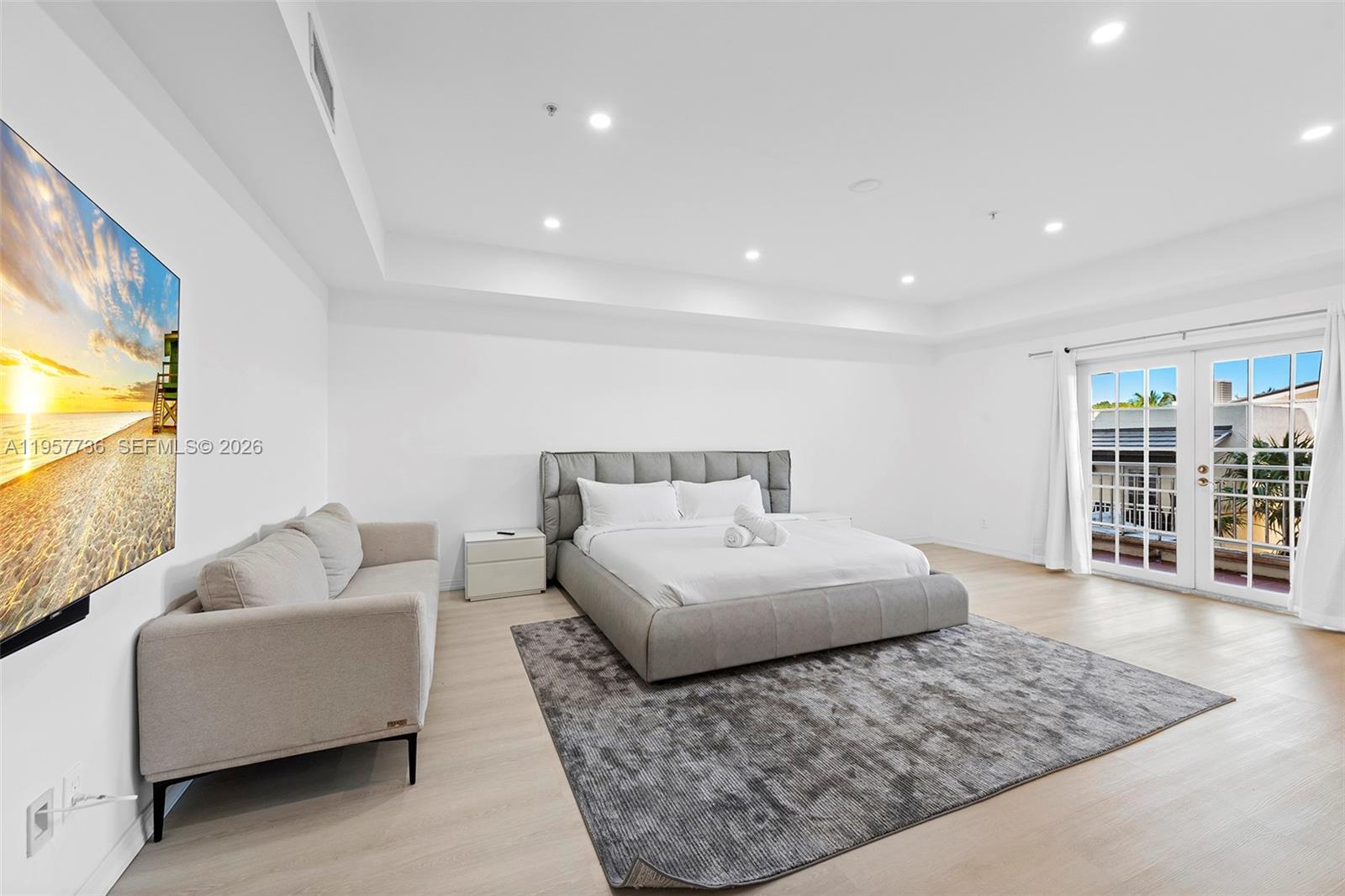 1415 Sunset Harbour Dr #204, Miami Beach FL 33139